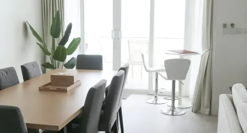 For rent 4 bedrooms condo 