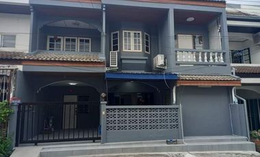 Reihenhaus zur Miete mit 3 Zimmer in Bang Lamung, Chonburi