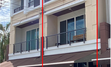 For sale 4 bedrooms townhouse in Bueng Kum, Bangkok