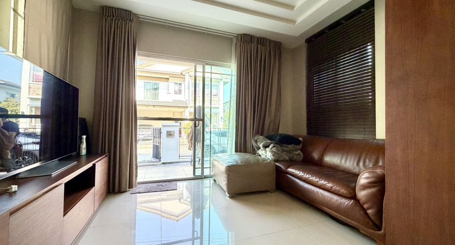 À vendre 3 chambres maison à Pak Kret, Nonthaburi