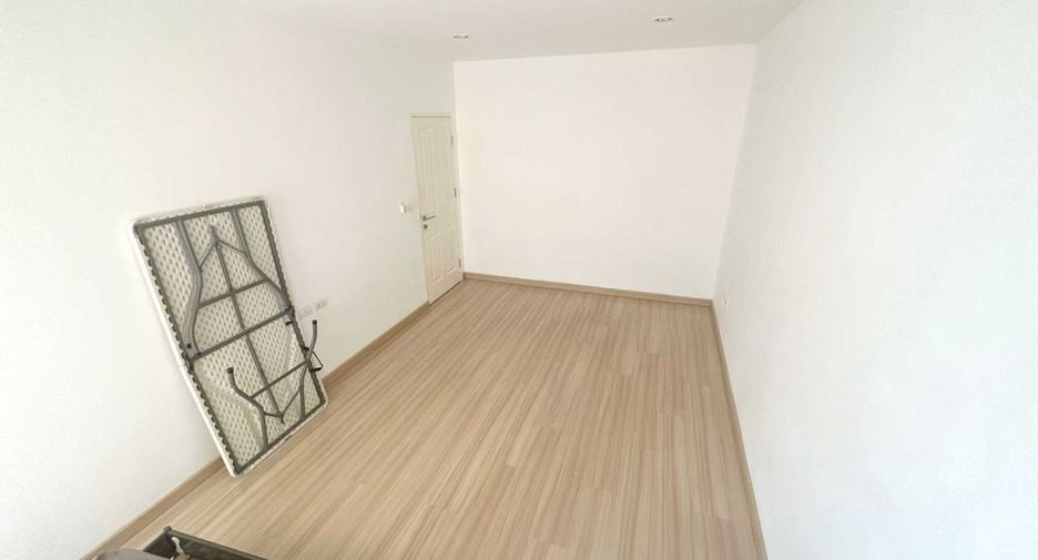 For sale 3 bedrooms townhouse in Bang Khun Thian, Bangkok