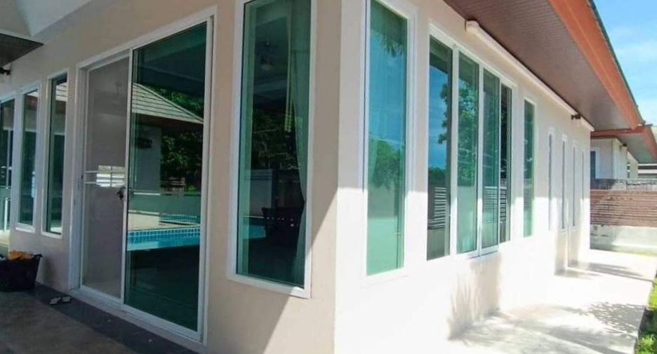 Villa zum Kauf und zur Miete mit 3 Zimmer in Bang Lamung, Chonburi