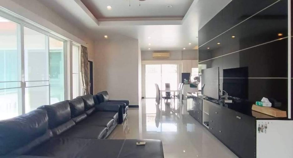Villa zum Kauf und zur Miete mit 3 Zimmer in Bang Lamung, Chonburi