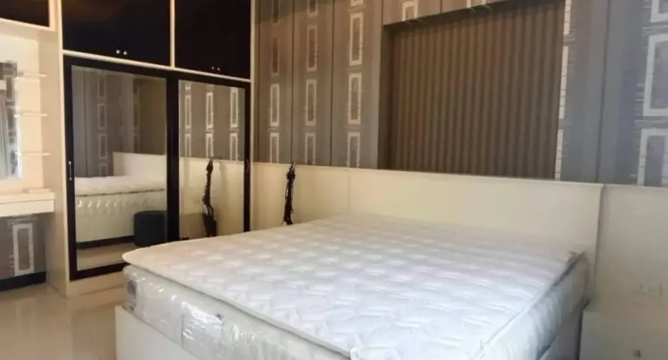 Villa zum Kauf und zur Miete mit 3 Zimmer in Bang Lamung, Chonburi