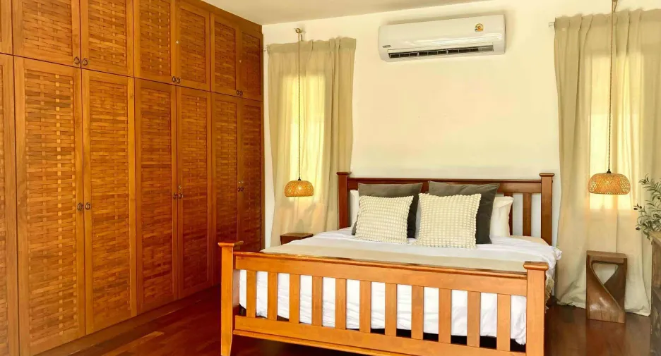 For sale and for rent 2 bedrooms villa in Mueang Phuket, Phuket