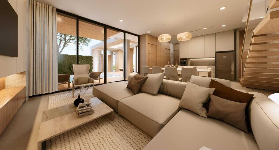 For sale 4 bedrooms villa in Mueang Phuket, Phuket
