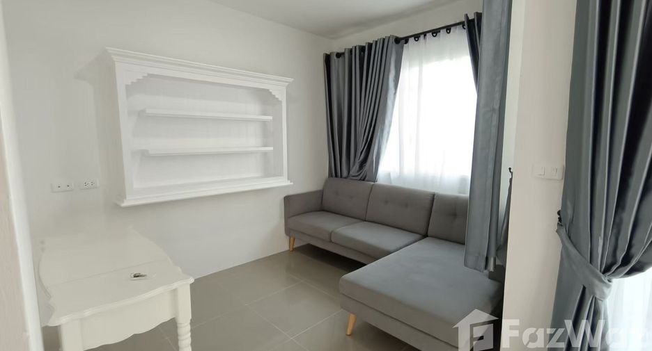 À vendre 3 chambres maison de ville à Bang Lamung, Chonburi