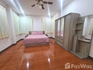 For sale 4 bedrooms house in Mueang Ubon Ratchathani, Ubon Ratchathani