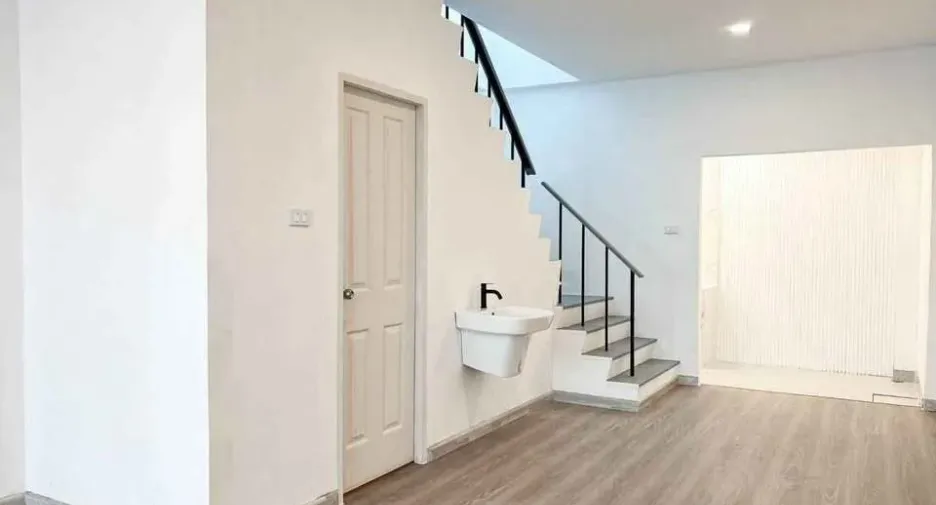 For rent 3 bedrooms house in Mueang Phuket, Phuket