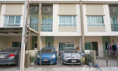 For sale 3 bedrooms townhouse in Sai Mai, Bangkok