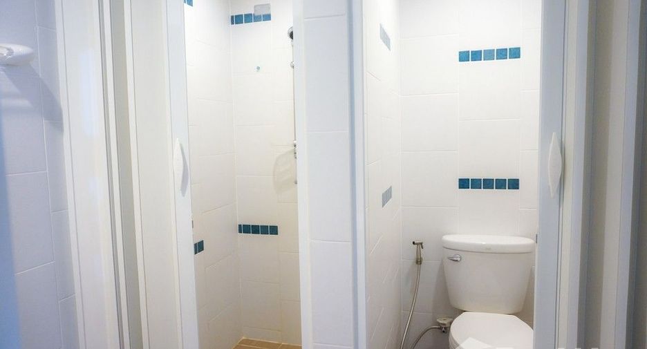 For sale 3 bedrooms townhouse in Sai Mai, Bangkok