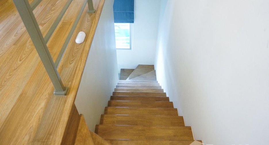 For sale 3 bedrooms townhouse in Sai Mai, Bangkok