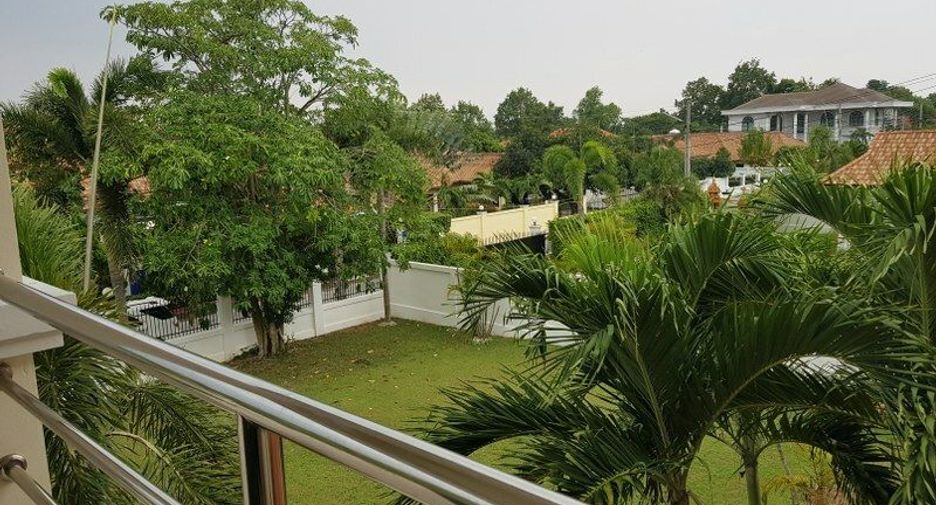 For sale and for rent 4 bedrooms villa in Bang Lamung, Chonburi