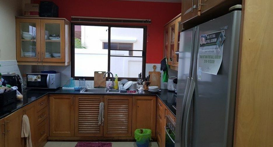 Villa zum Kauf und zur Miete mit 4 Zimmer in Bang Lamung, Chonburi