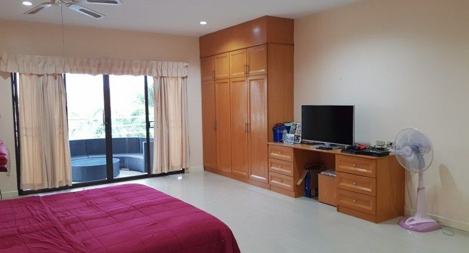 For sale and for rent 4 bedrooms villa in Bang Lamung, Chonburi