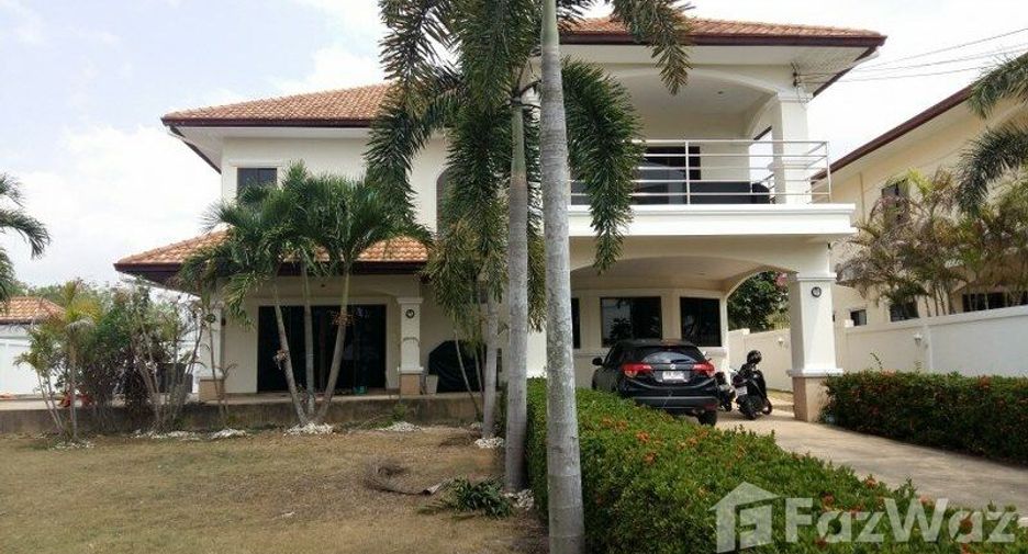 For sale and for rent 4 bedrooms villa in Bang Lamung, Chonburi