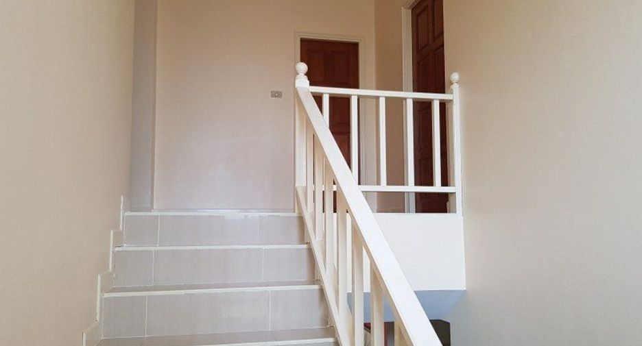 For sale and for rent 4 bedrooms villa in Bang Lamung, Chonburi