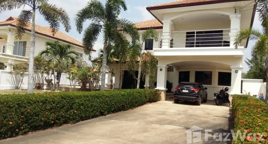 For sale and for rent 4 bedrooms villa in Bang Lamung, Chonburi