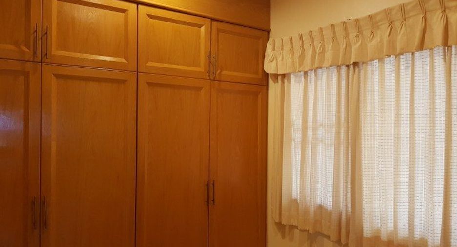 Villa zum Kauf und zur Miete mit 4 Zimmer in Bang Lamung, Chonburi