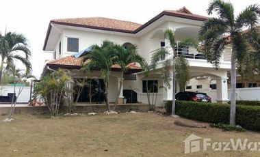 For sale and for rent 4 bedrooms villa in Bang Lamung, Chonburi
