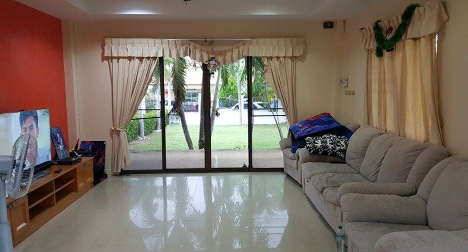 Villa zum Kauf und zur Miete mit 4 Zimmer in Bang Lamung, Chonburi