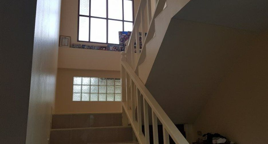 For sale and for rent 4 bedrooms villa in Bang Lamung, Chonburi