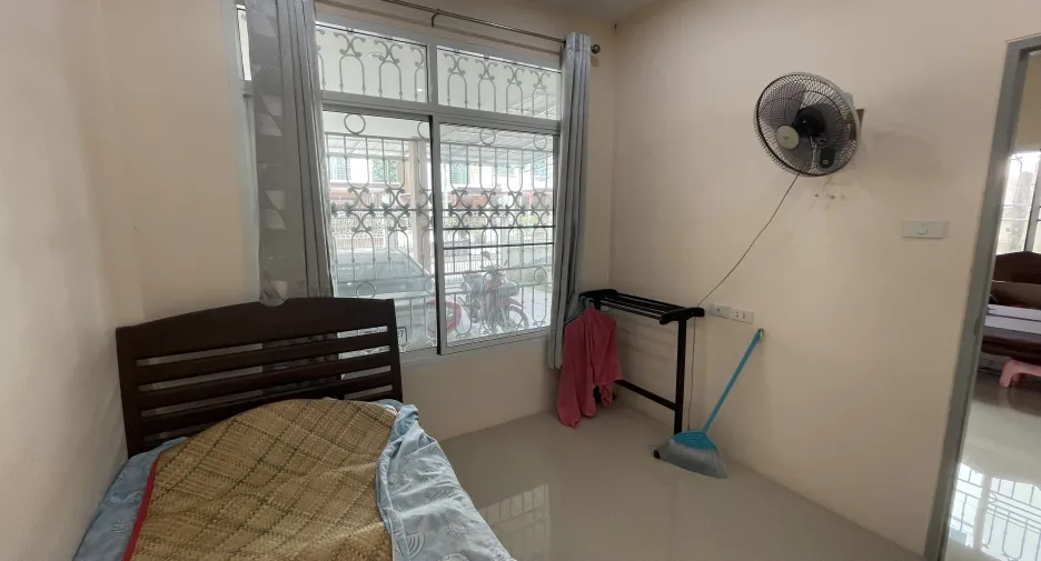 出售 4 卧室 联排别墅 在 Mueang Krabi, Krabi