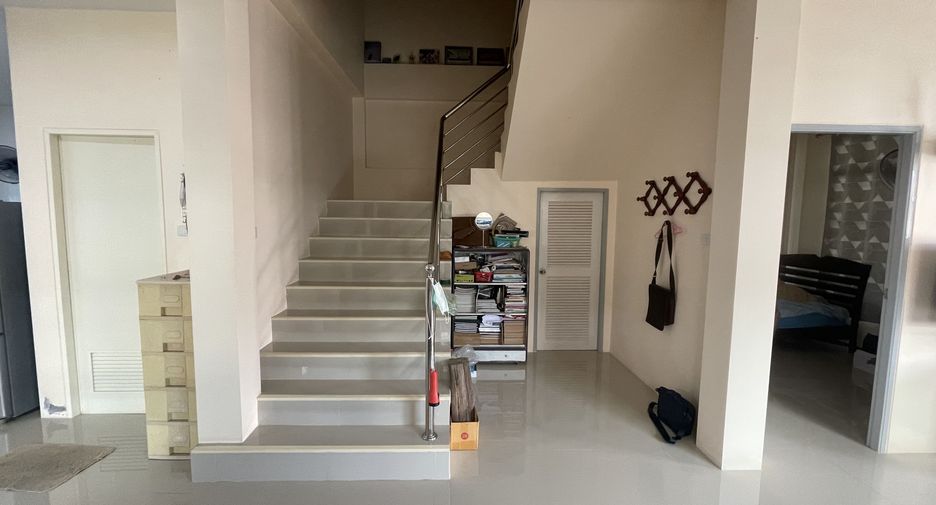 出售 4 卧室 联排别墅 在 Mueang Krabi, Krabi