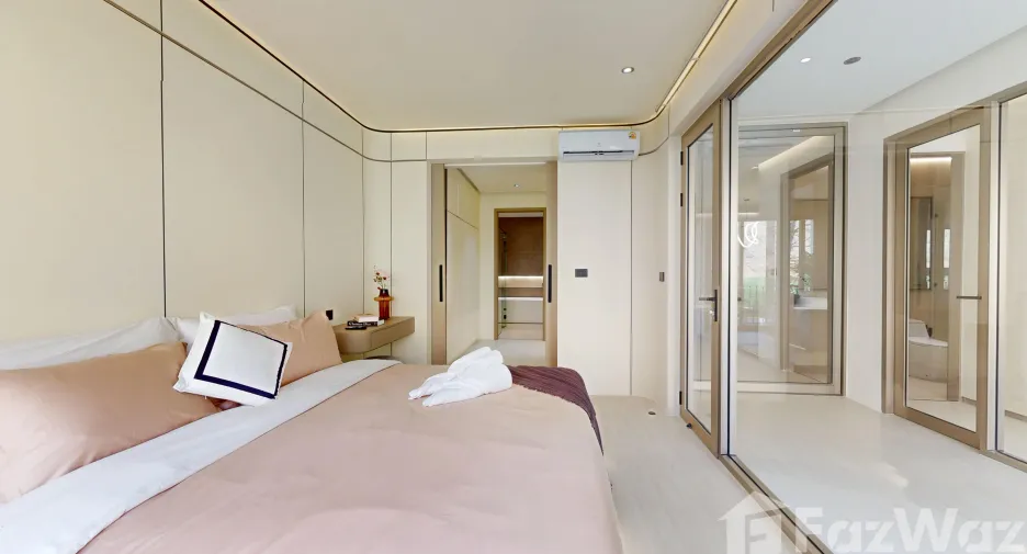 For sale 3 bedrooms condo in Mueang Phuket, Phuket