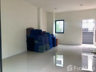 For sale 3 bedrooms townhouse in Lat Krabang, Bangkok