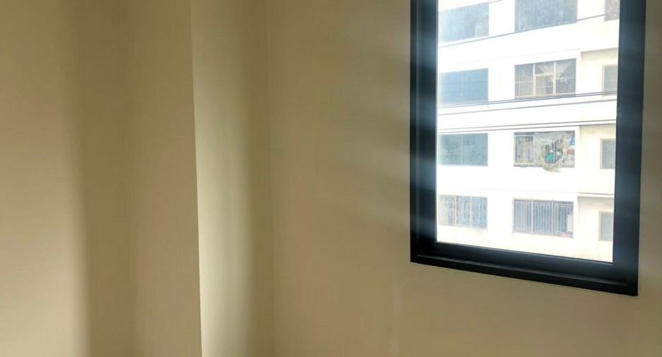 For sale 3 bedrooms townhouse in Lat Krabang, Bangkok