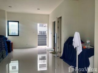 For sale 3 bedrooms townhouse in Lat Krabang, Bangkok