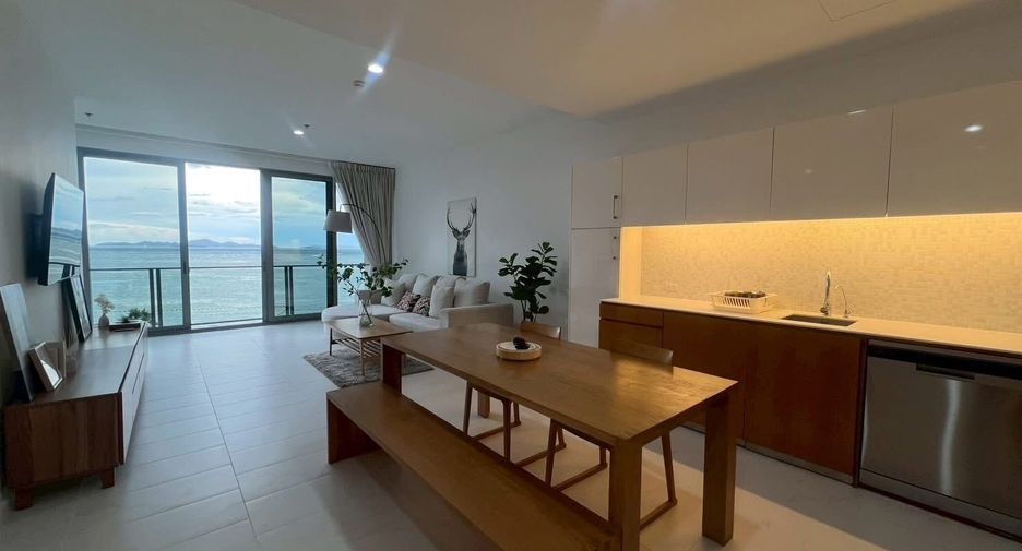 For rent 2 bedrooms condo in Bang Lamung, Chonburi