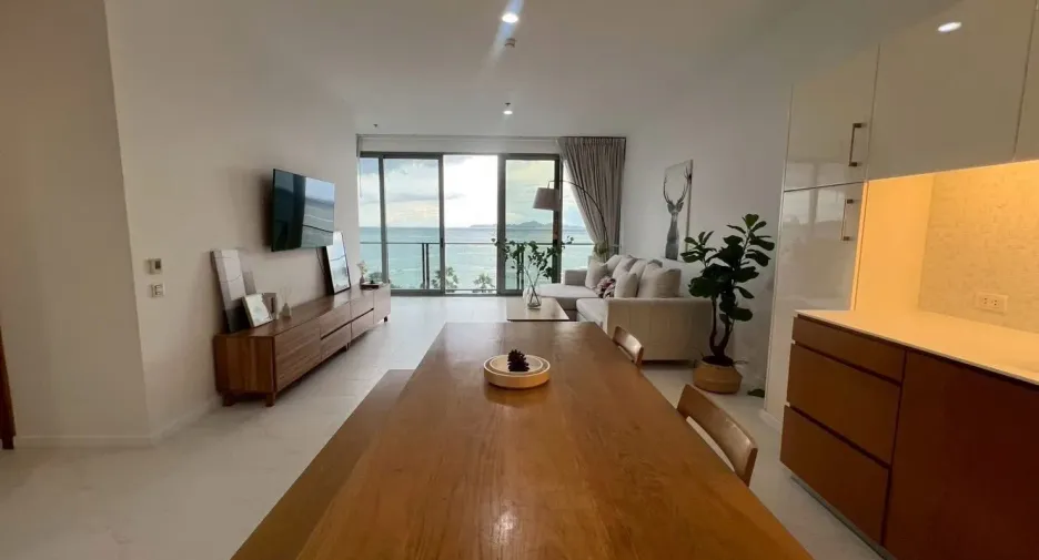 For rent 2 bedrooms condo in Bang Lamung, Chonburi