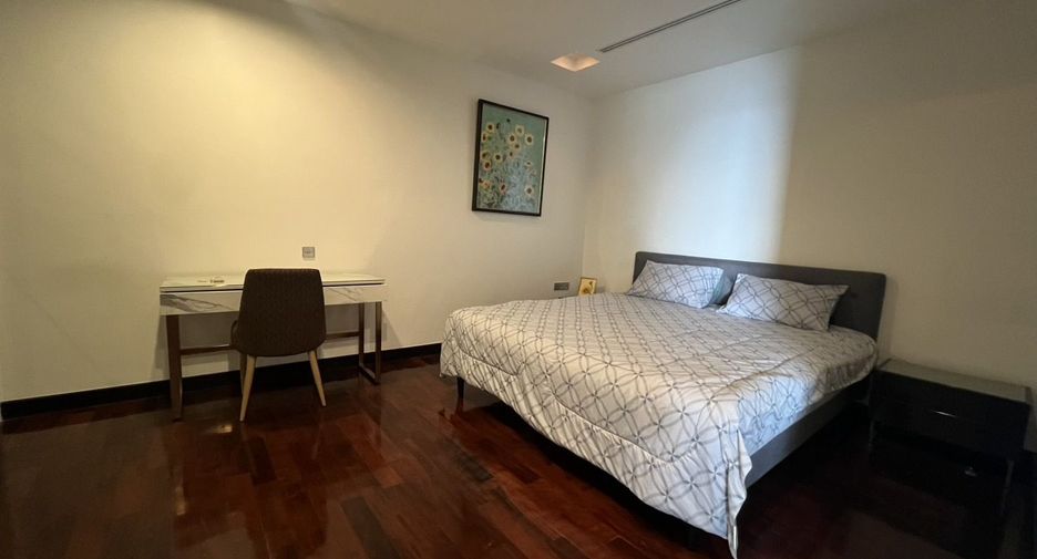 For rent 2 bedrooms condo in Bang Lamung, Chonburi