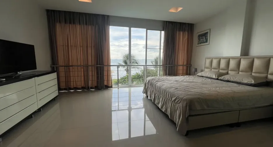 For rent 2 bedrooms condo in Bang Lamung, Chonburi