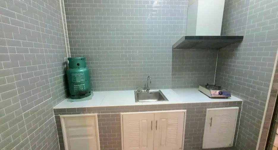 Casa adosada en venta de 2 habitaciones en Mueang Pathum Thani, Pathum Thani