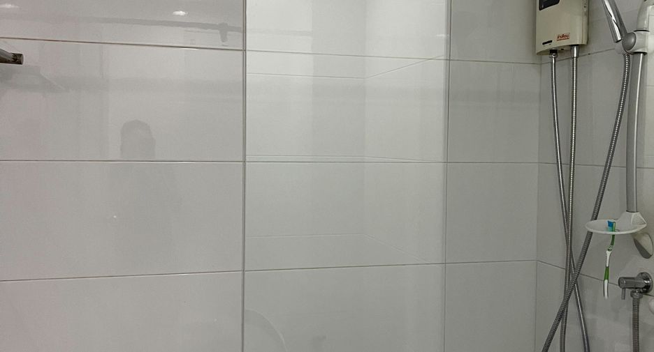 For sale 1 bed condo in Bang Kapi, Bangkok