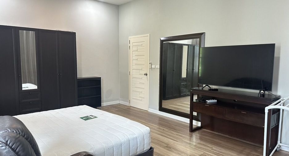 À vendre et à louer 4 chambres maison à Mueang Chon Buri, Chonburi