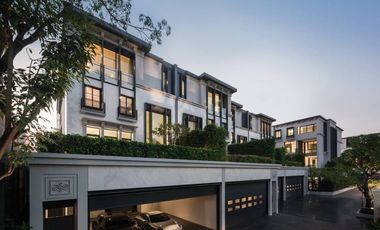 For sale 3 bedrooms house in Phaya Thai, Bangkok