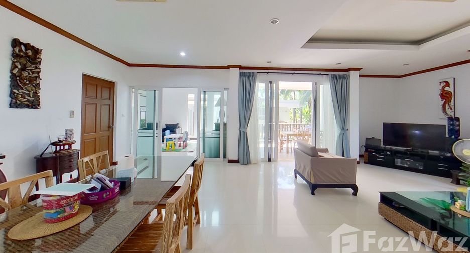 For sale 5 bedrooms villa in Mueang Phuket, Phuket