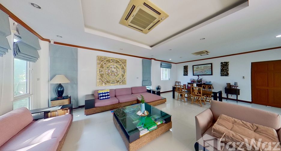 For sale 5 bedrooms villa in Mueang Phuket, Phuket