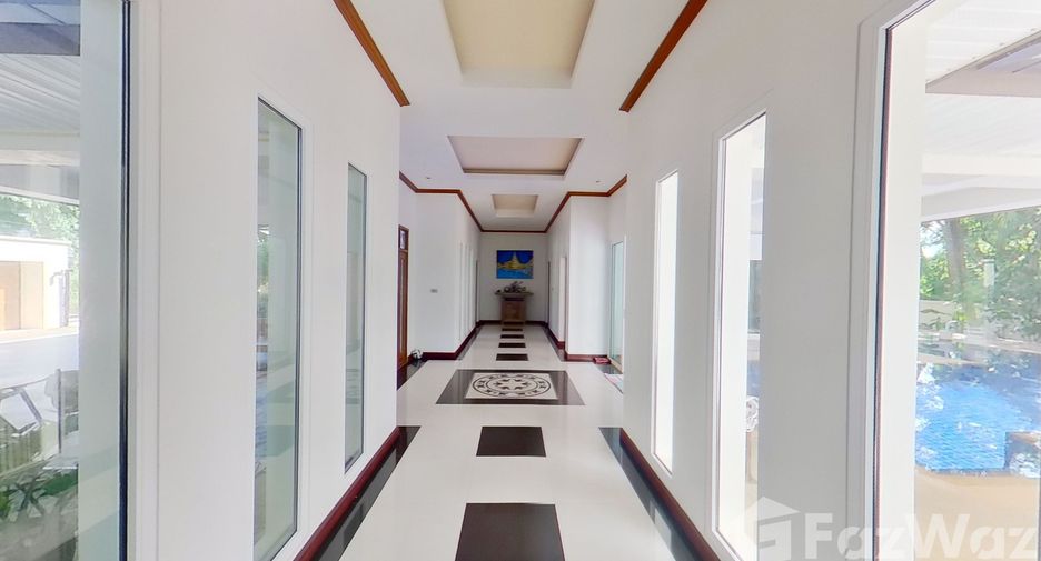 For sale 5 bedrooms villa in Mueang Phuket, Phuket