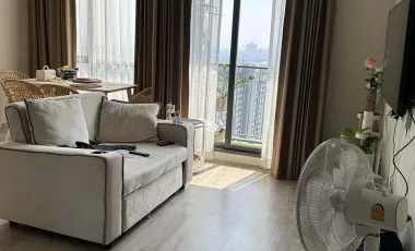 出售 和 出租 1 卧室 公寓 在 Watthana, 曼谷