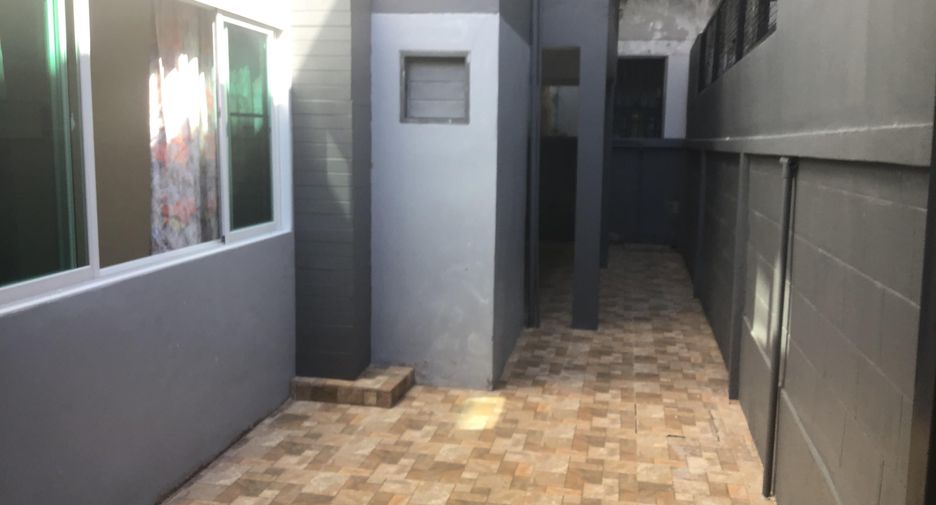 For sale 15 bedrooms townhouse in Bang Lamung, Chonburi
