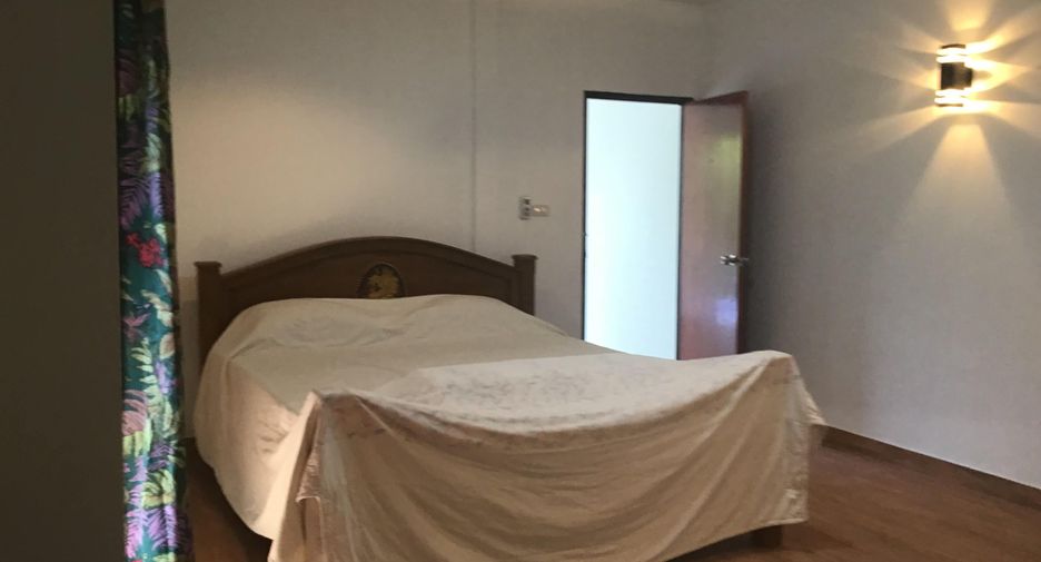 For sale 15 bedrooms townhouse in Bang Lamung, Chonburi
