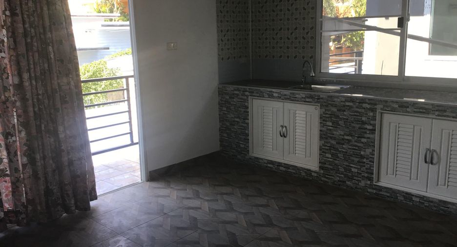 For sale 15 bedrooms townhouse in Bang Lamung, Chonburi