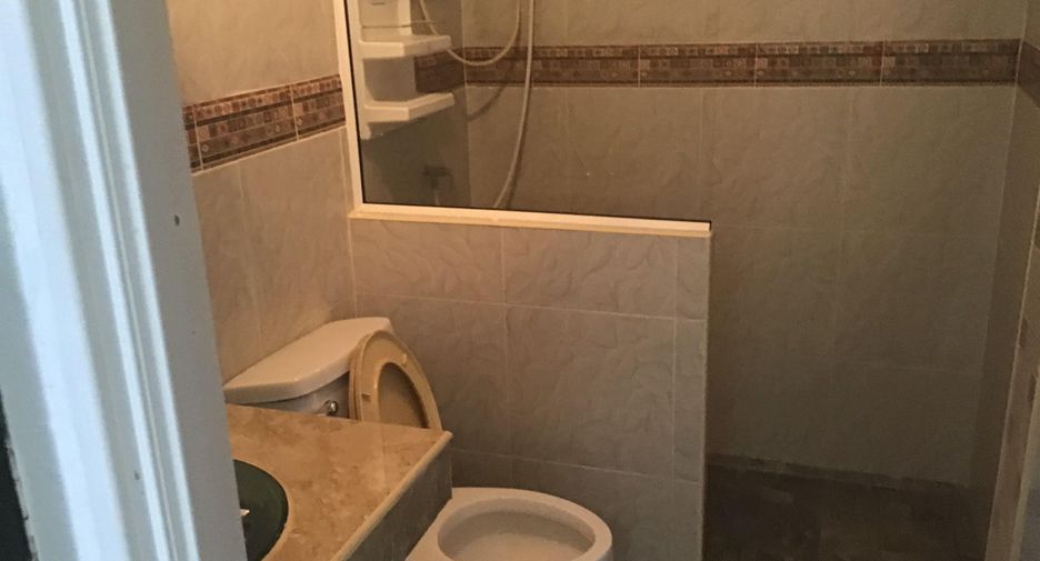 For sale 15 bedrooms townhouse in Bang Lamung, Chonburi