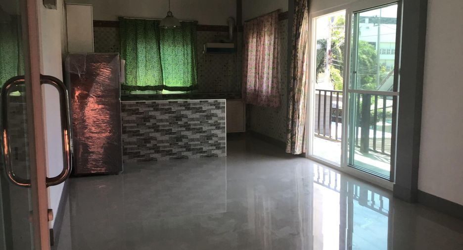For sale 15 bedrooms townhouse in Bang Lamung, Chonburi