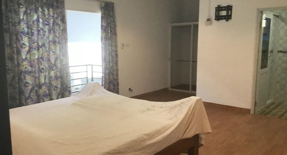 For sale 15 bedrooms townhouse in Bang Lamung, Chonburi